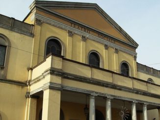 ridotti sociale monologo