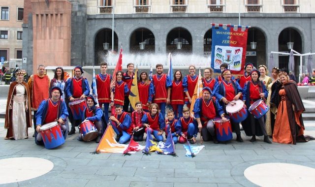 sbandieratori di ferno