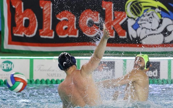 pallanuoto busto rosa 01