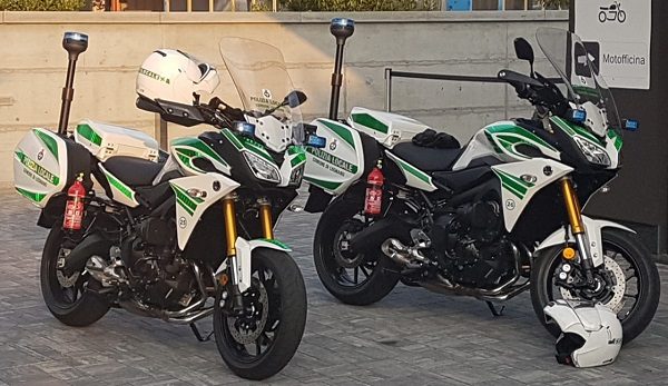 moto yamaha polizia