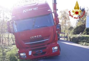 sumirago tir vigilidelfuoco