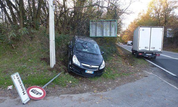 incidente furgone lonate 01
