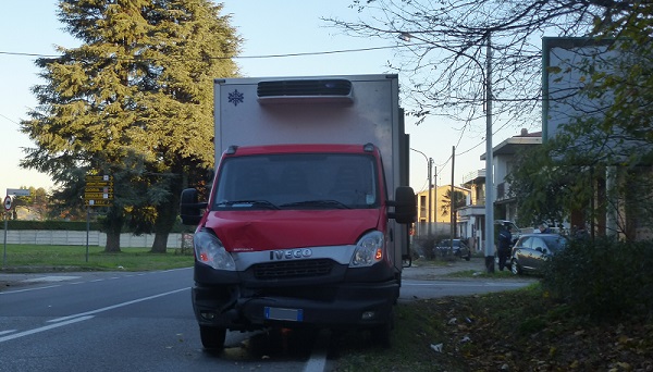 incidente furgone lonate 02
