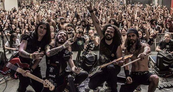 thrash metal busto