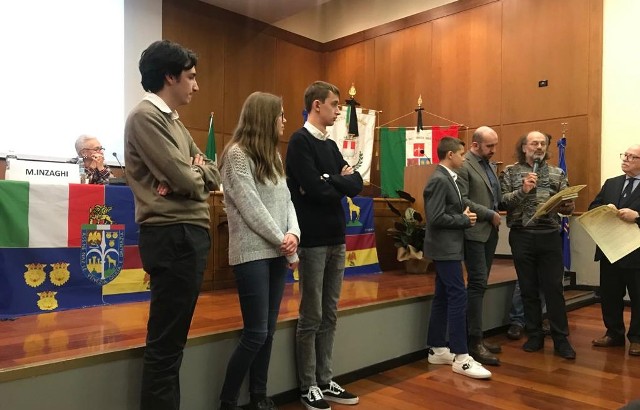 busto giorno ricordo