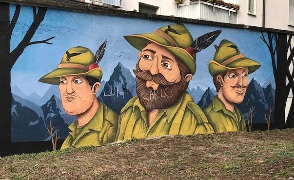 busto vandali alpini
