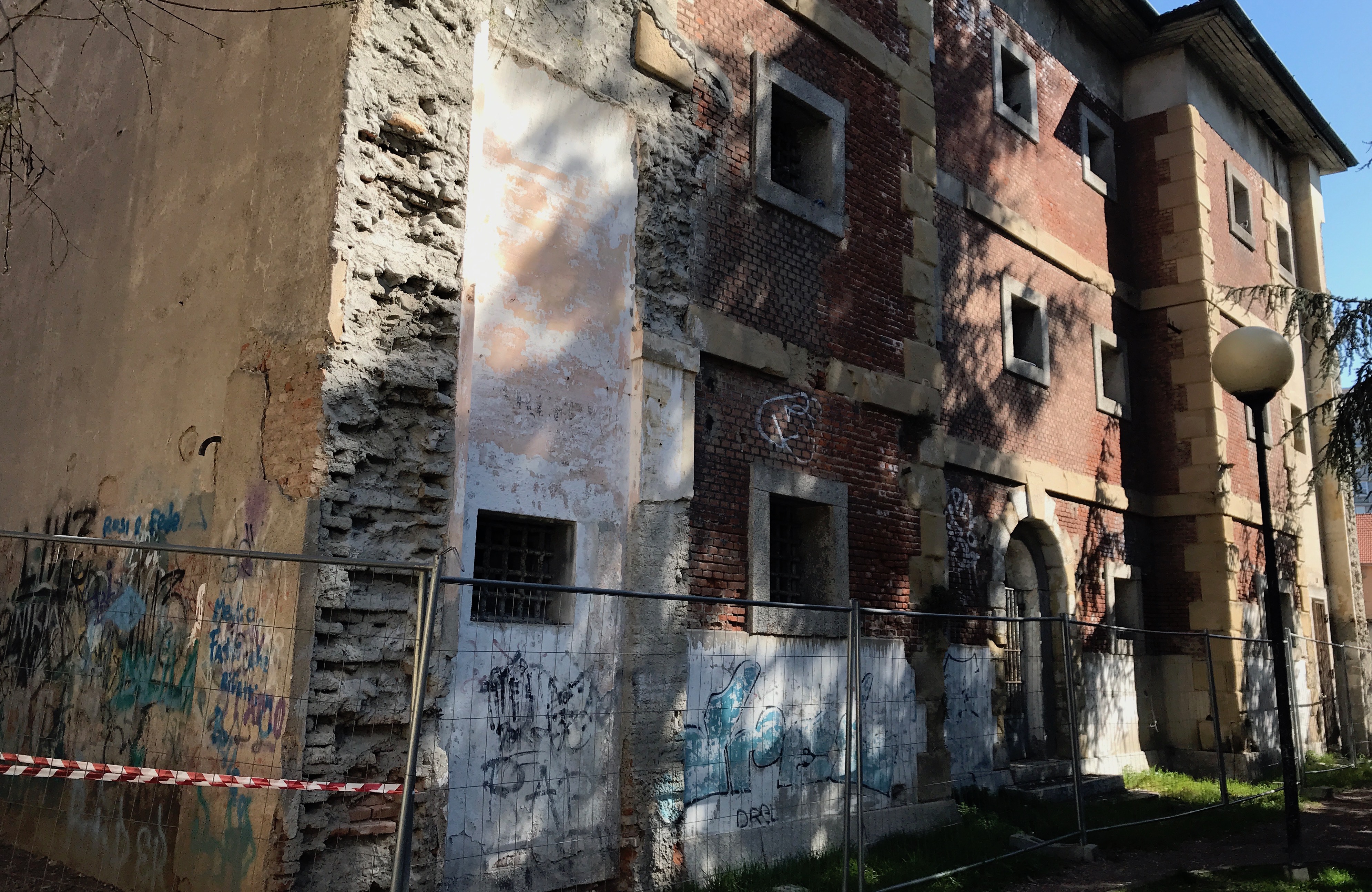 busto capitale transenne lavori