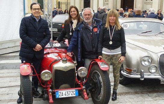 auto epoca lions busto 01