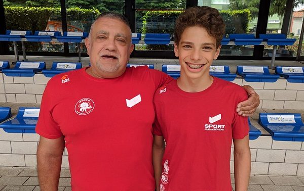 nuoto busto trofeo regioni