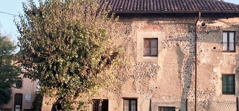 Fagnano castellazzo castello Bossi