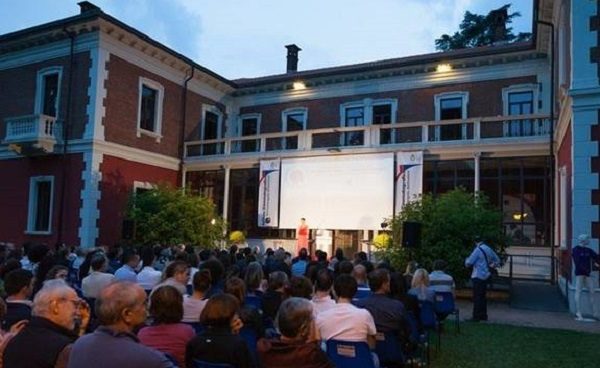 cinema stelle villa calcaterra