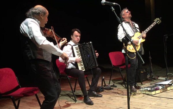 rhapsodjia trio klezmer taino