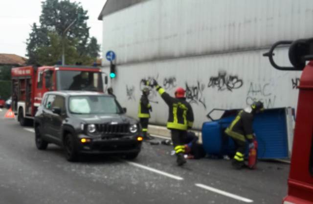 ribaltamento ape corso europa