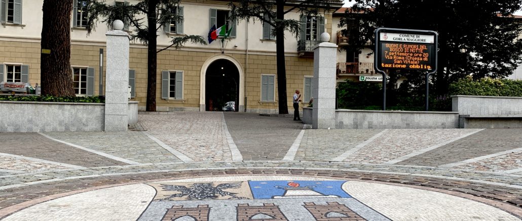 gorla maggiore palazzo terzaghi municipio