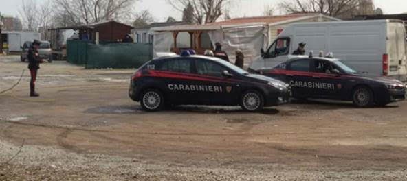 busto carabinieri rissa nomadi