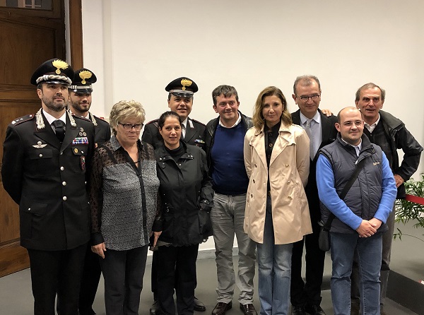 contro mafia messaggio albizzate 02