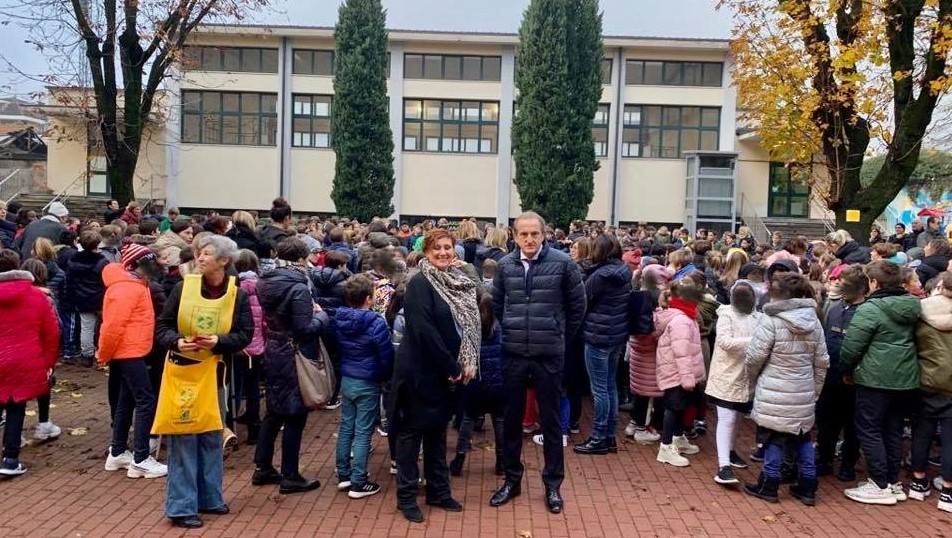 festa alberi busto