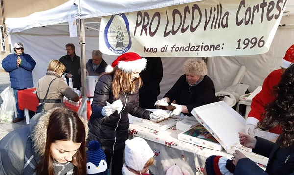 villacortese albero natale bambini scuole