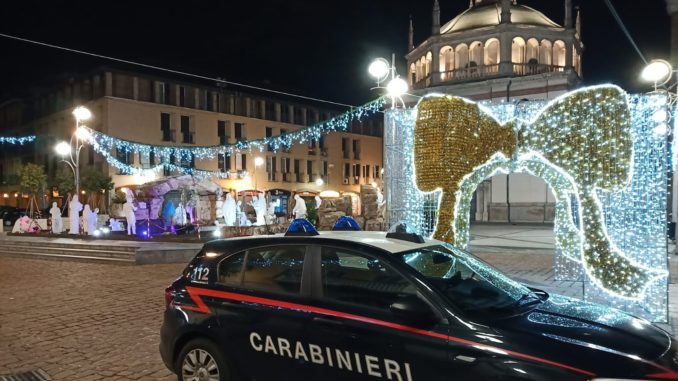 carabinieri busto natale