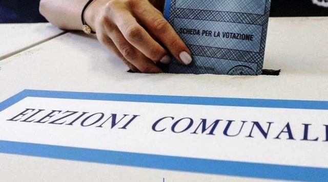 Elezioni Siamo Somma centrodestra