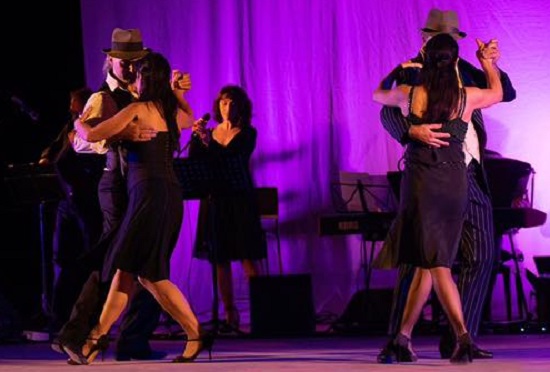 tango busto teatro sociale 03