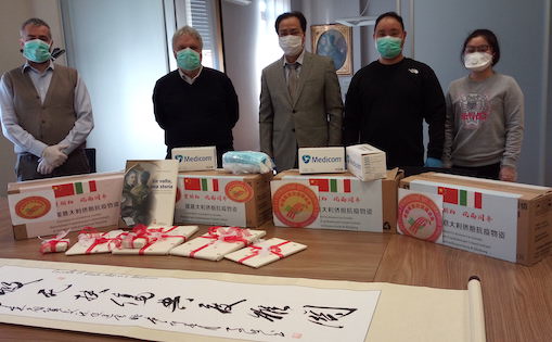 busto mascherine cinesi ospedale porfido