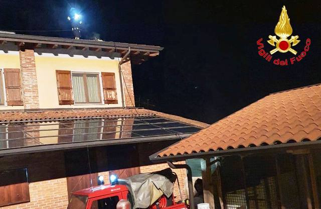 travedona monate incendio abitazione