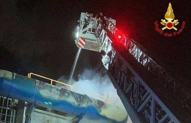 GERENZANO – Un incendio è divampato oggi, 12 febbraio, poco dopo le 19  all’interno di un’attività industriale che effettua lavorazione del vetro a Gerenzano.