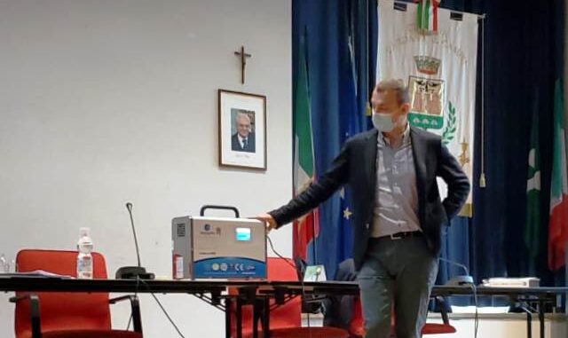cardano sanificatore ozono scuola