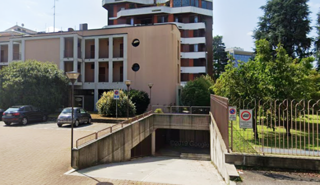 gallarate parcheggio via etna