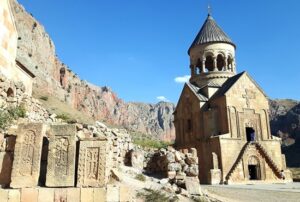 comabbio armenia masseria allodole 01