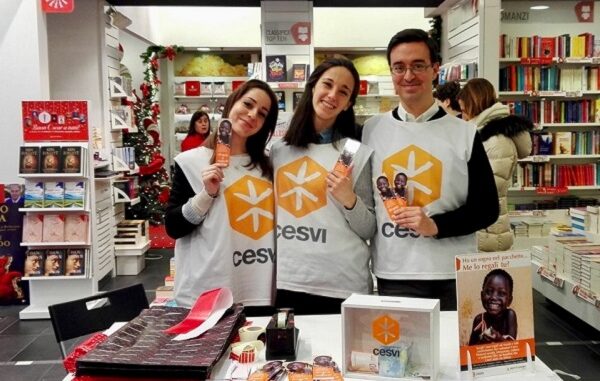 cesvi mondadori impacchettiamo sogno