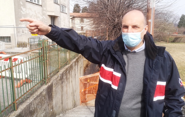 albizzate parcheggi piazza