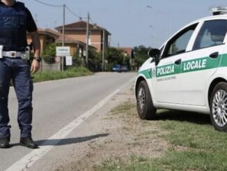 castanoprimo polizialocale autocarro sequestro