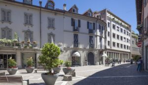 gallarate panchine via manzoni