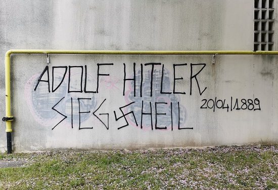 gallarate scritte neonaziste martignoni 01