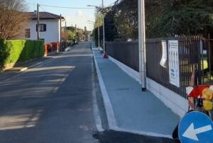 sumirago piave lavori marciapiede 01
