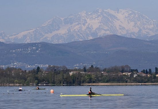varese canottaggio rinviate finali