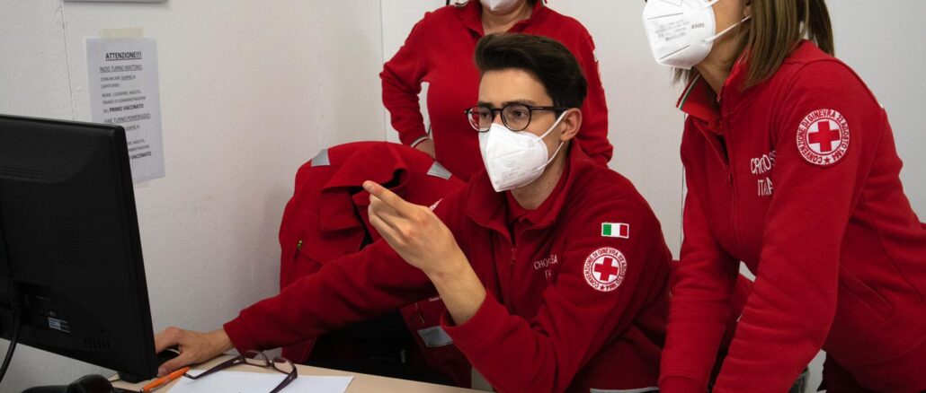 varese giovani volontari croce rossa