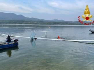varese precipita aliante lago