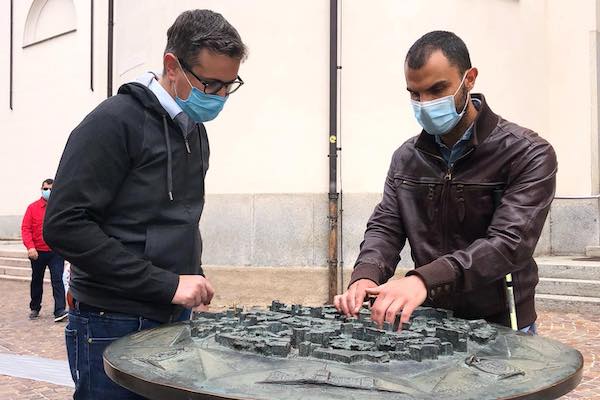 Gallarate percorso tattile ciechi