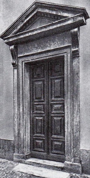 busto antichi portoni portali 04