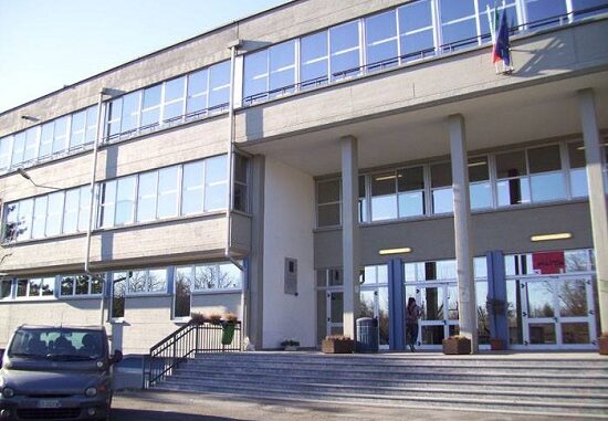 busto tosi merlini studenti 01