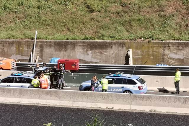 gallarate suicidio 336 camion