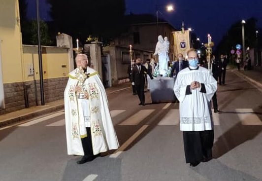 vanzaghello festa patronale processione
