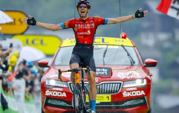 tour pogacar maglia gialla