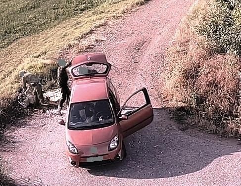 castanoprimo scarico rifiuti polizialocale