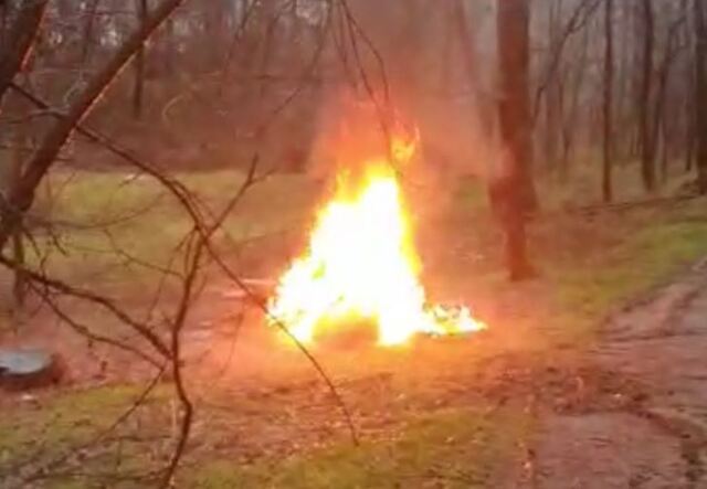 cassano rifiuti abbandonati incendiati police
