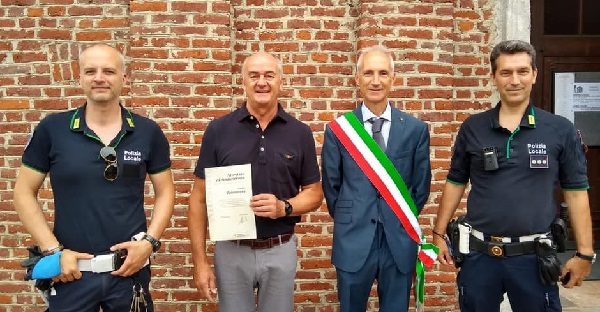 nosate vigile pensione sindaco