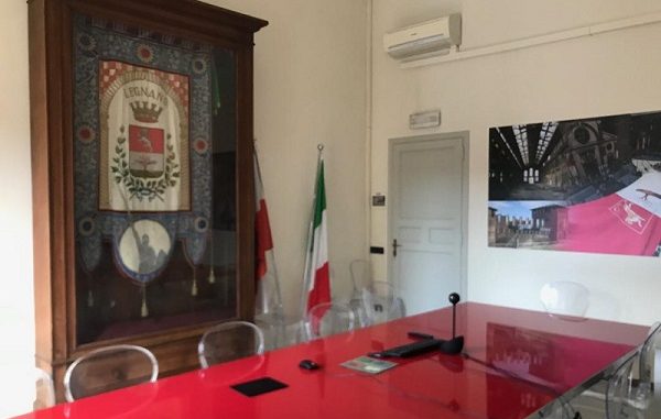 sala giunta comune legnano tasse tari pd
